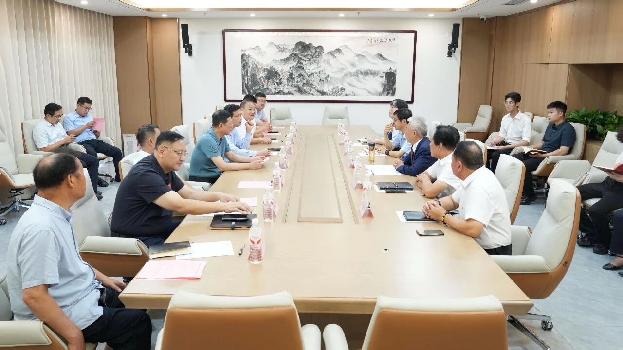 枣庄市领导深入beat365中文官网现场调研办学及项目建设工作